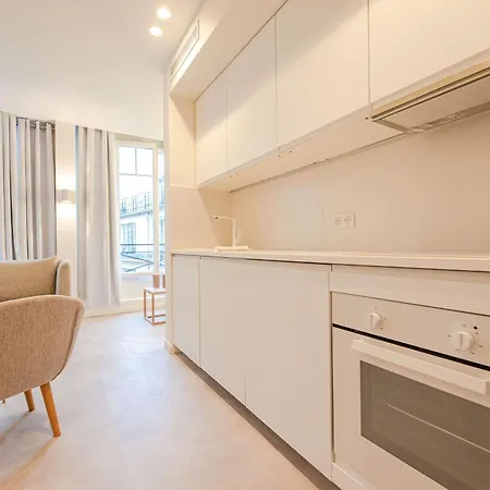 Cia - 2br Madeleine Champs Elysees Apartament