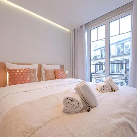 Cia - 2br Madeleine Champs Elysees アパート パリ