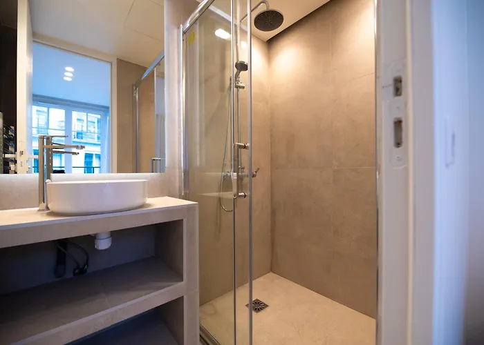 Cia - 2br Madeleine Champs Elysees アパート *