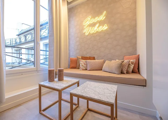 Cia - 2br Madeleine Champs Elysees パリ